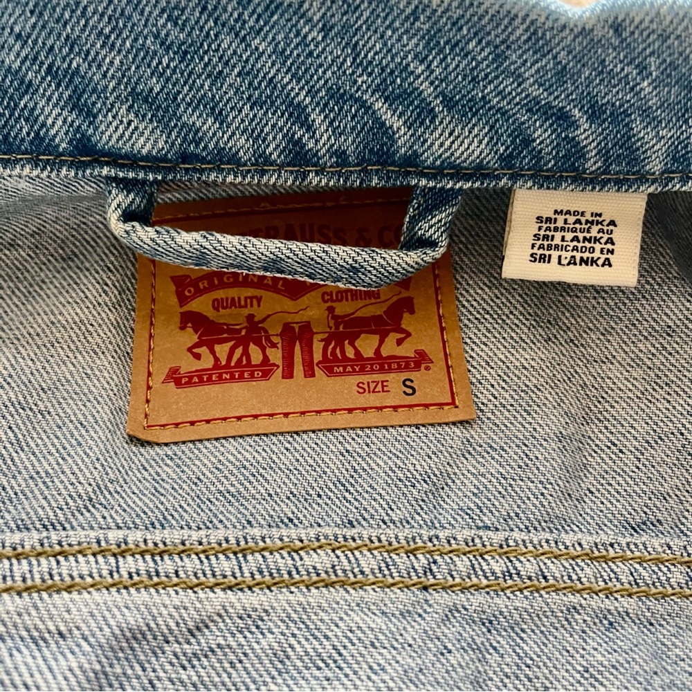Levi's Blue Denim Jacket - Picture 3 of 4